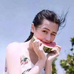 娱乐吃瓜酱的头像女